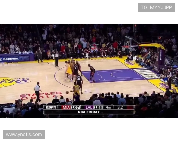 篮球战报精选盘点巅峰对决与绝杀瞬间全景解析聚焦赛场风云变幻热血篇章 - 副本 - 副本 - 副本 (3) 篮球战报精选盘点巅峰对决与绝杀瞬间全景解析聚焦赛场风云变幻热血篇章 - 副本 - 副本 - 副本 (3)