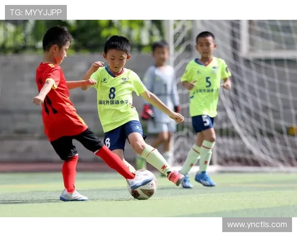 本轮足球联赛激战连连豪门逆转小将崭露锋芒 本轮足球联赛激战连连豪门逆转小将崭露锋芒